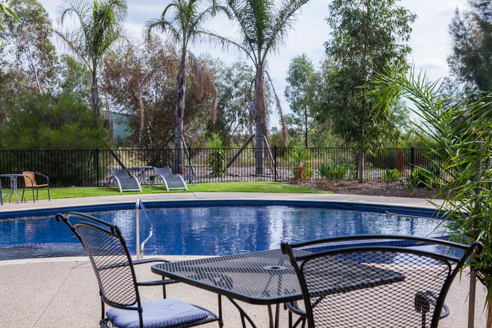 Perricoota Vines Retreat Otel Moama Dış mekan fotoğraf