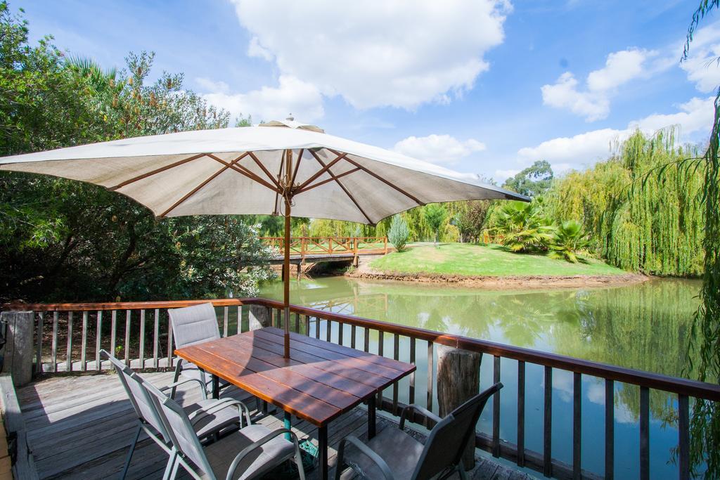 Perricoota Vines Retreat Otel Moama Oda fotoğraf