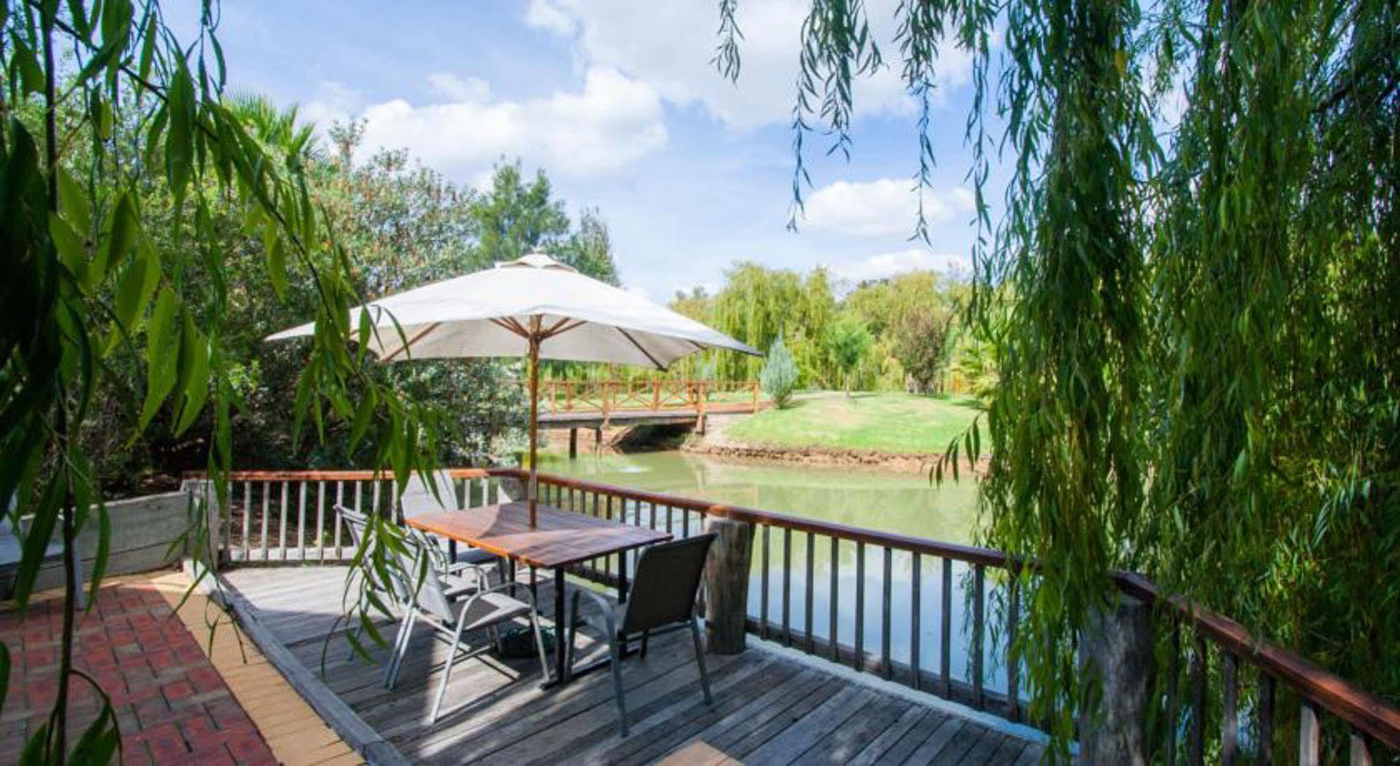 Perricoota Vines Retreat Otel Moama Dış mekan fotoğraf